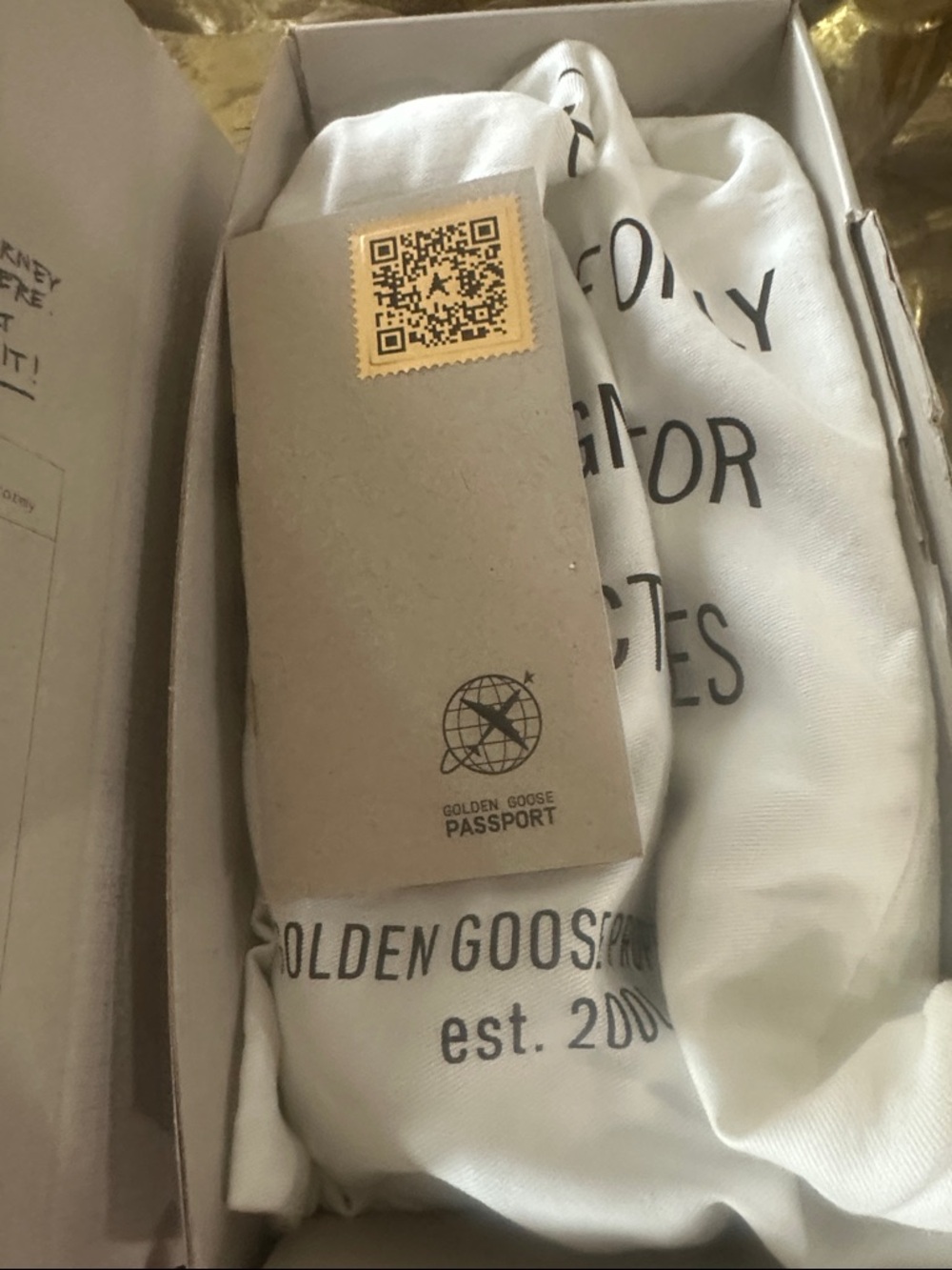 Golden Goose Silver Glitter Low-Top Sneakers Size 39 Worn Once! - Picture 7 of 7